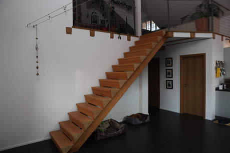 Referenzbild Treppe aus Fichtenholz von Thomas Meier Bachs